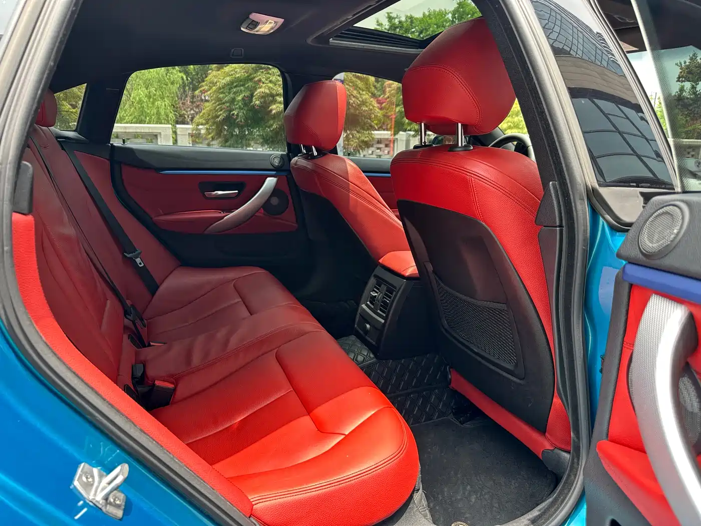 BMW 4 Series 2020 425i Gran Coupe M Sport Shadow Edition фото 19