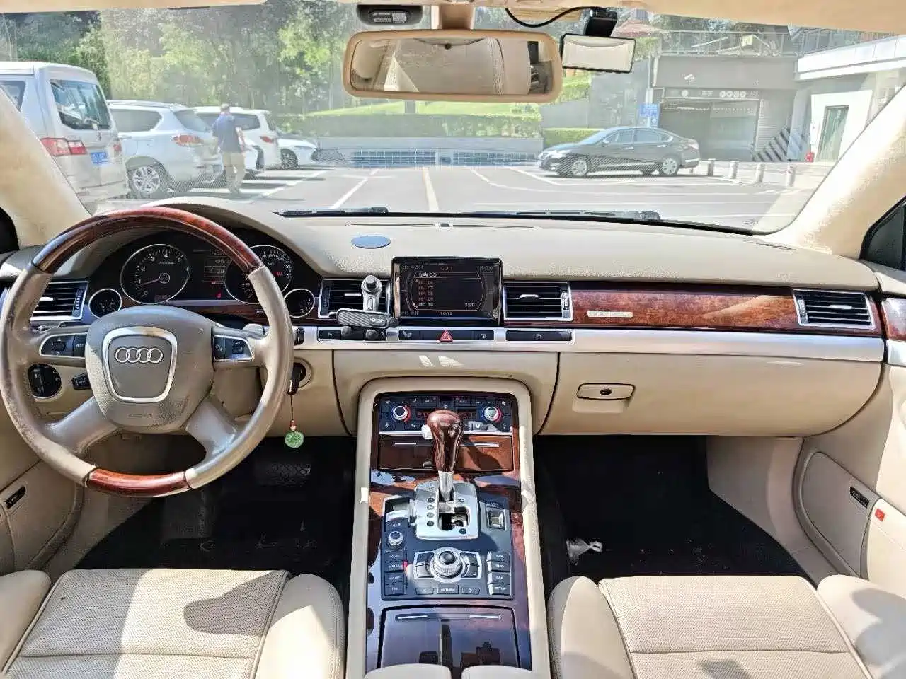 Audi A8 2008 A8L 4.2 FSI Prestige фото 18