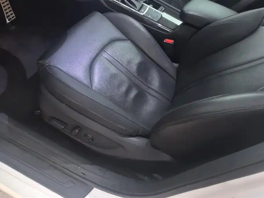 Kia K5 2016 2.0L Automatic LUX фото 9