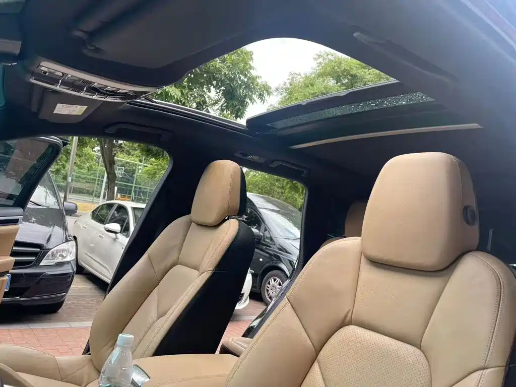 Porsche Cayenne New Energy 2015 2015 Cayenne S E-Hybrid 3.0T