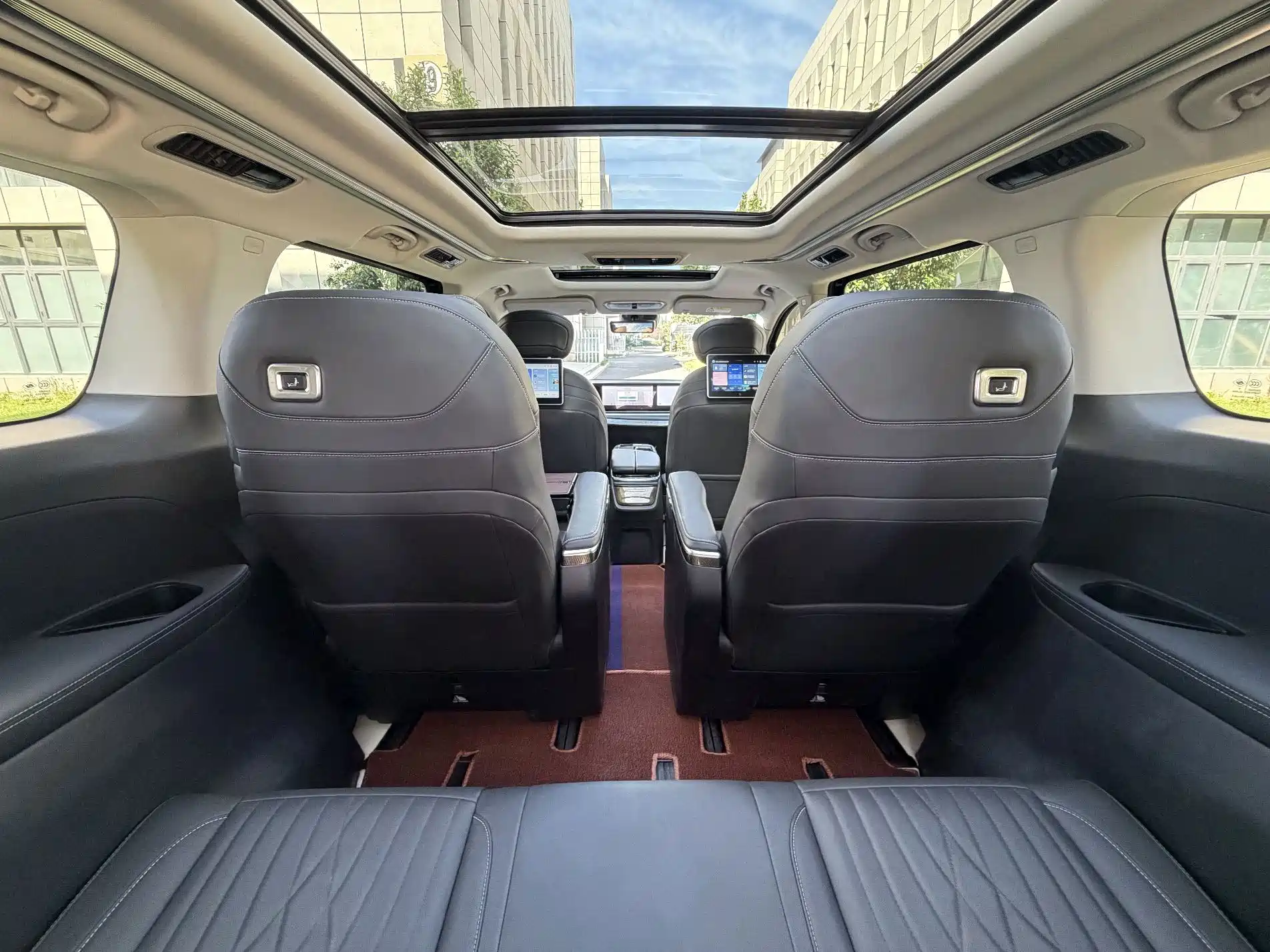 Фото 9 - Maxus Maxus G90