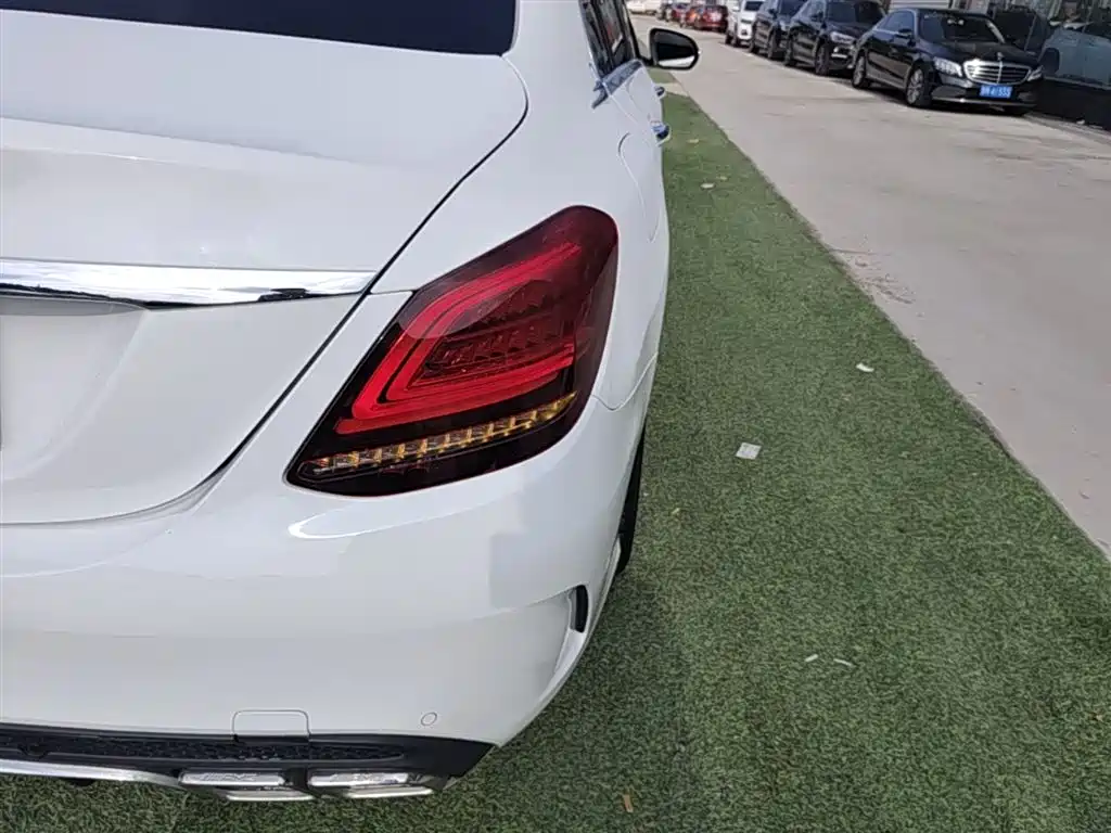 Mercedes-Benz C-Class 2020 Facelift C 260 L Sport фото 8