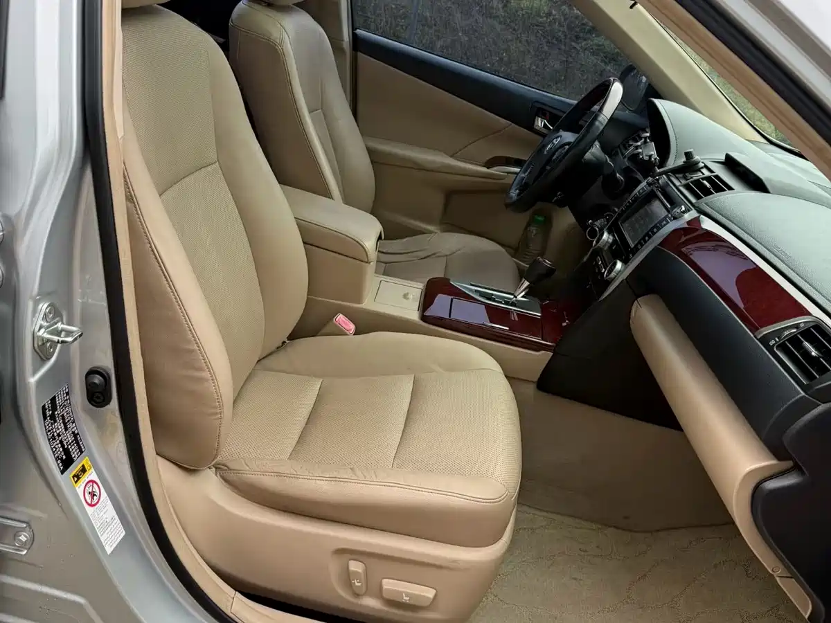Toyota Camry 2013 2.0G Comfort фото 6