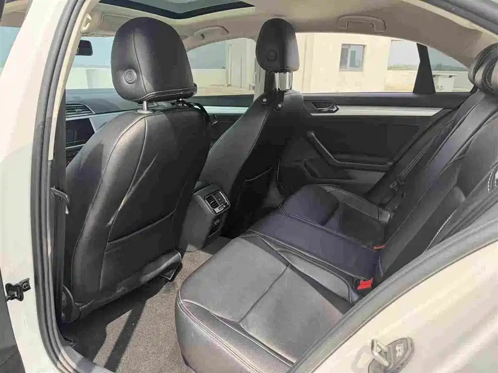 Volkswagen Lamando 2021 230TSI DSG Fashion Edition фото 6