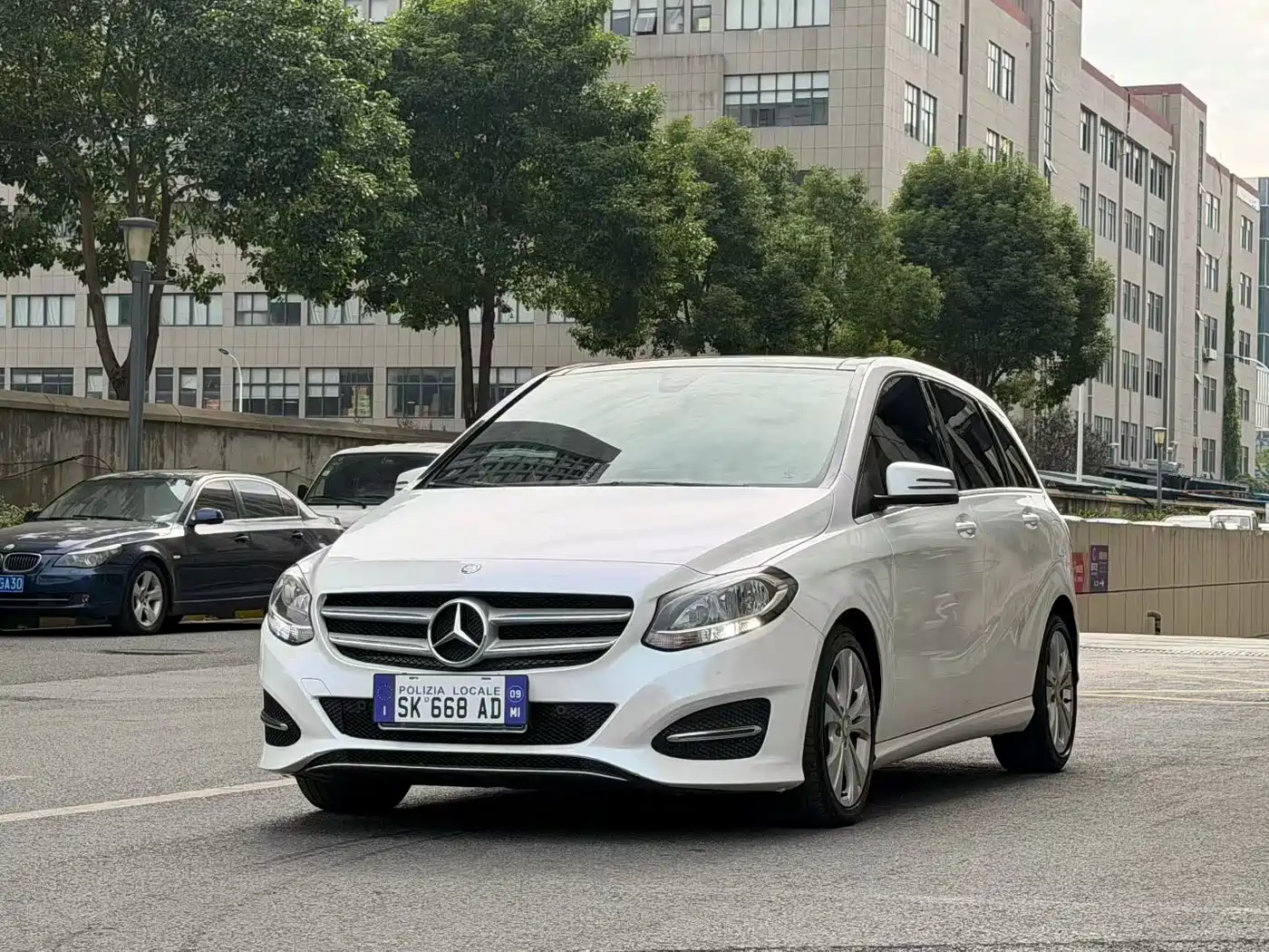 Mercedes-Benz B-Class 2015 — пригон из Китая