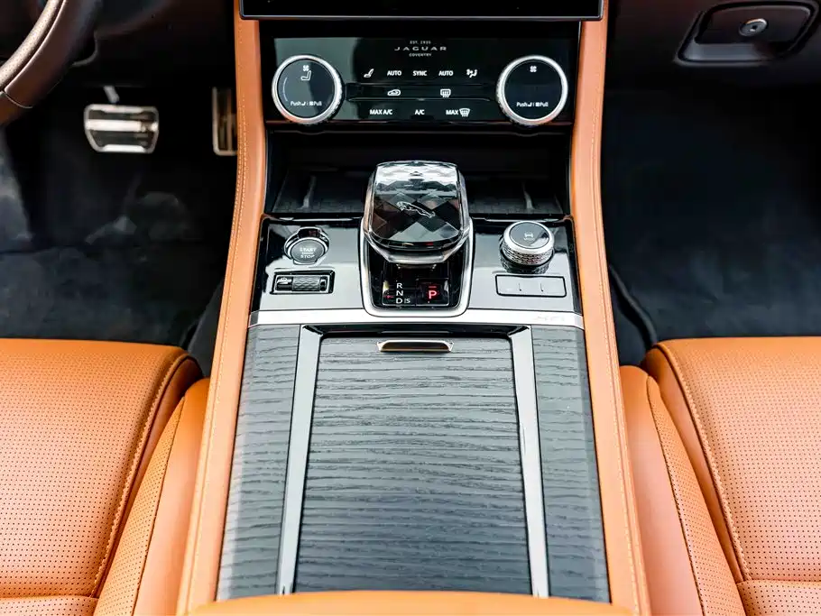 JAGUAR XFL