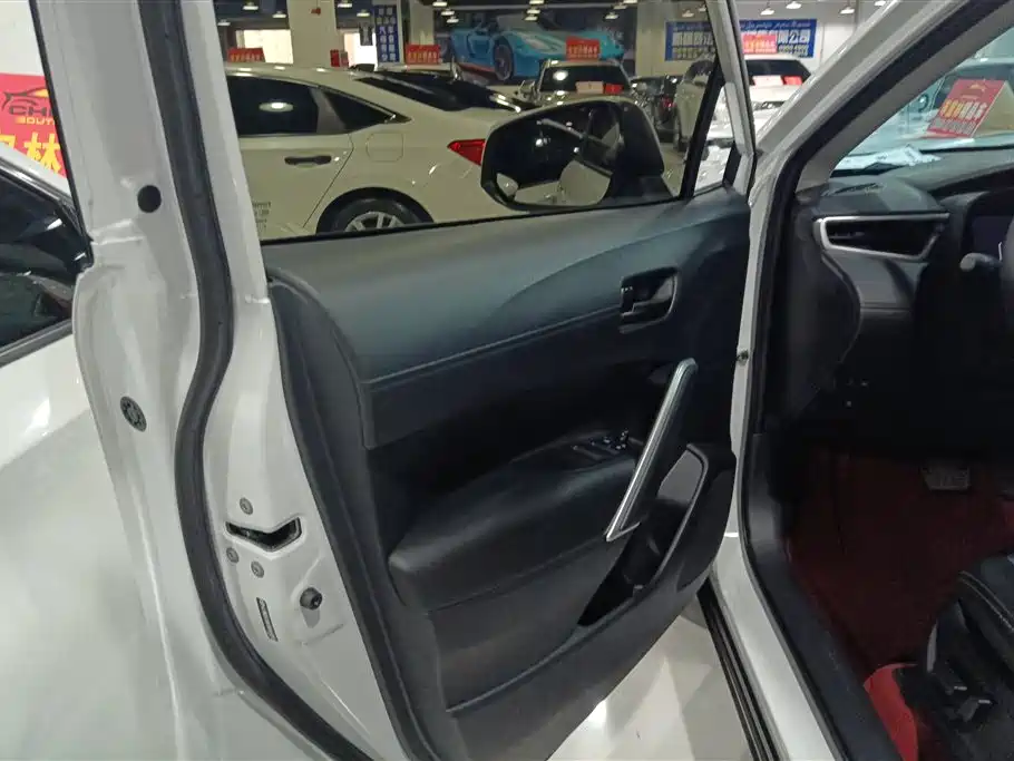 Toyota Corolla Cross 2024 2.0L Smart Hybrid Dual Engine Elite Edition фото 7