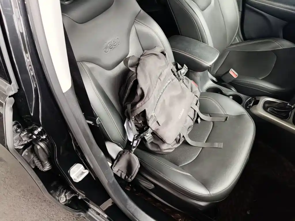 Фото 25 - Jeep Compass