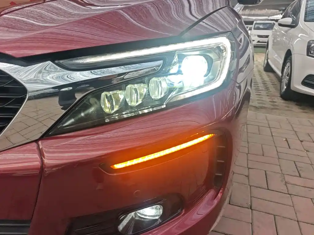 Фото 24 - DS 5LS
