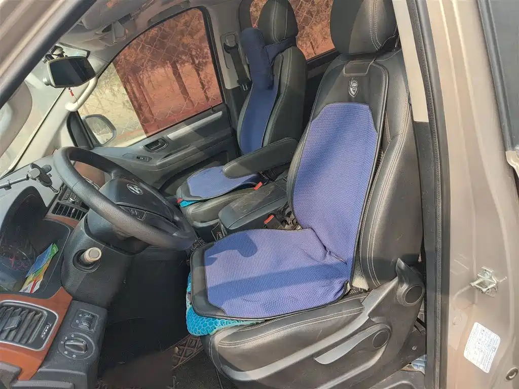 SAIC Maxus Maxus G10 2016 2.0T Automatic Elite фото 8