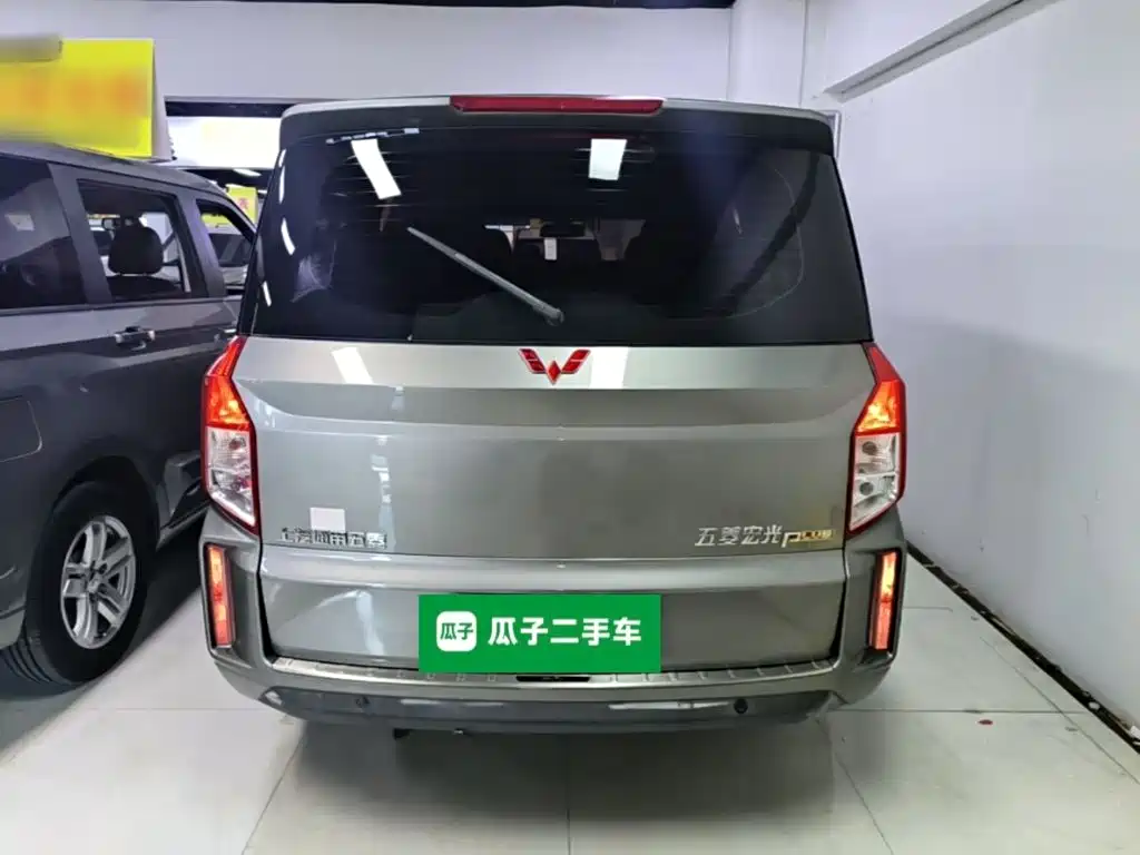 Wuling Motors Wuling Hongguang PLUS 2019 2019 1.5T Manual Luxury 7-seater