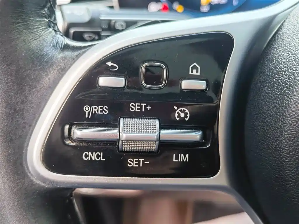 Mercedes-Benz GLE 2021 GLE 450 4MATIC Fashion фото 36