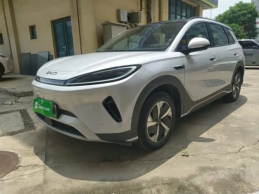 BYD Hai Shi 05 EV 2025 520KM Smart Navigation Edition фото 2