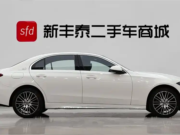 Mercedes-Benz C-Class 2024 C 260 L Sport фото 3
