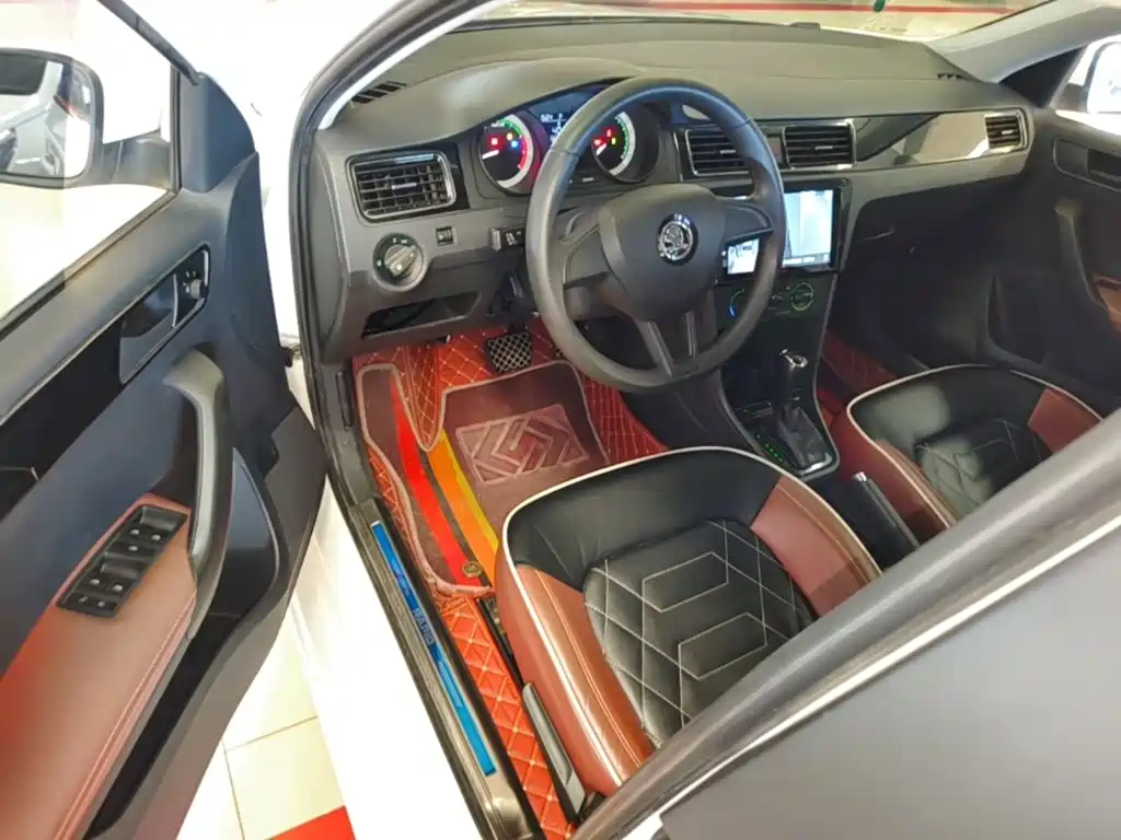 Škoda Skoda Rapid Spaceback 2019 2019 Facelift 1.5L Automatic Standard Version China VI
