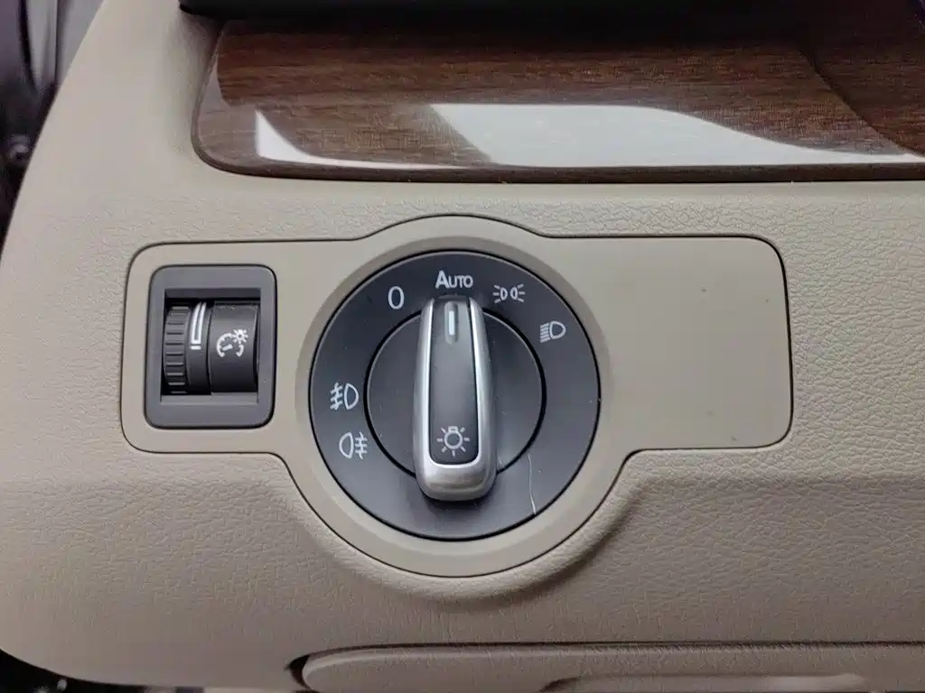 صورة 21 - Volkswagen Magotan