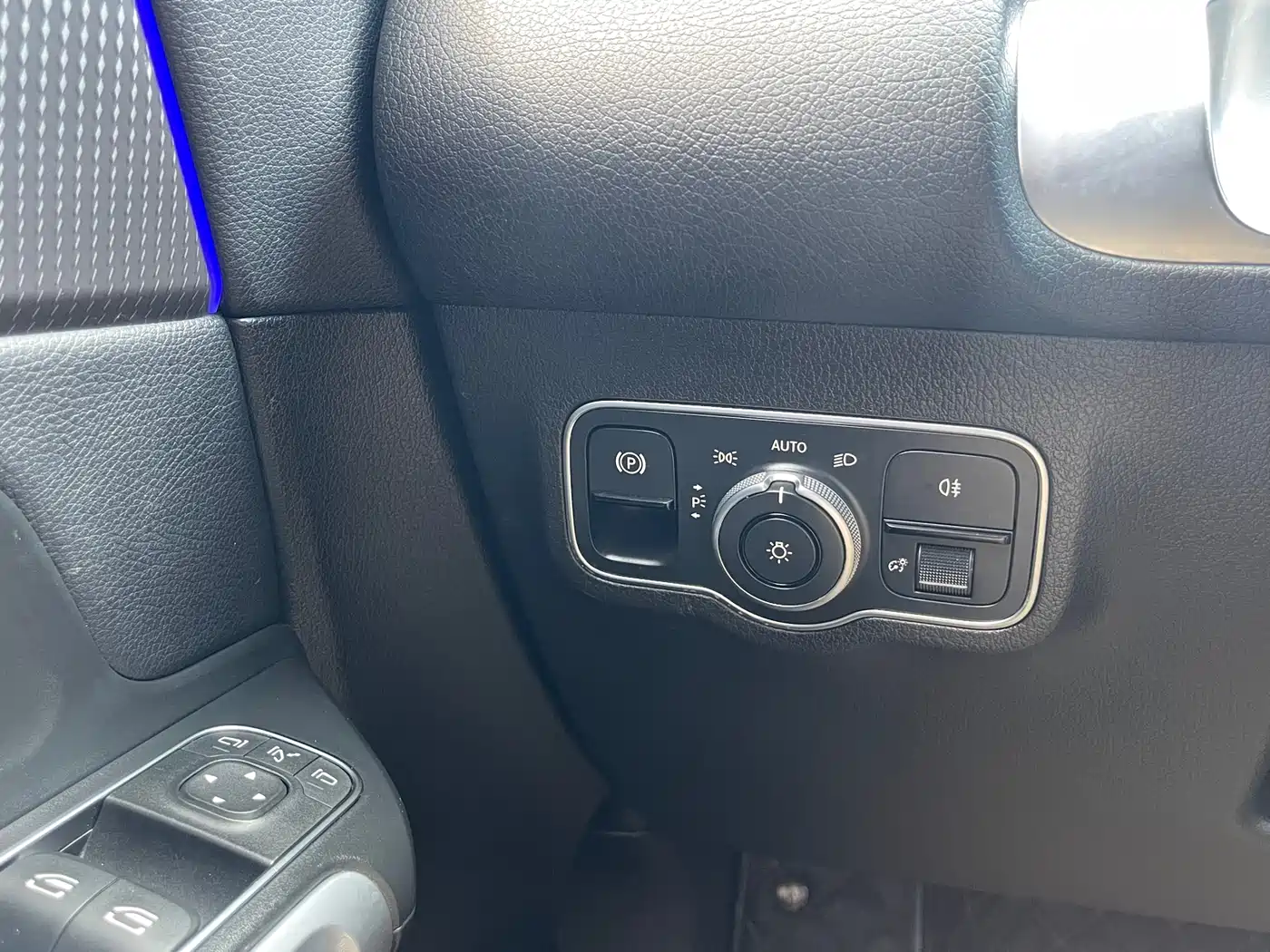 Mercedes-Benz GLB 2020 Facelift GLB 200 Dynamic фото 17