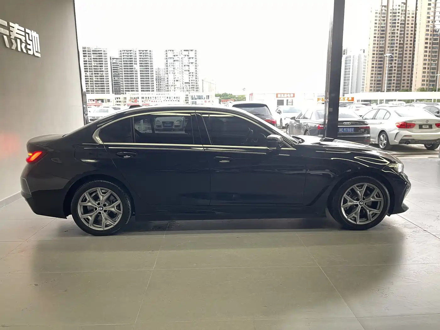 BMW i3 2025 2025 eDrive 35 L