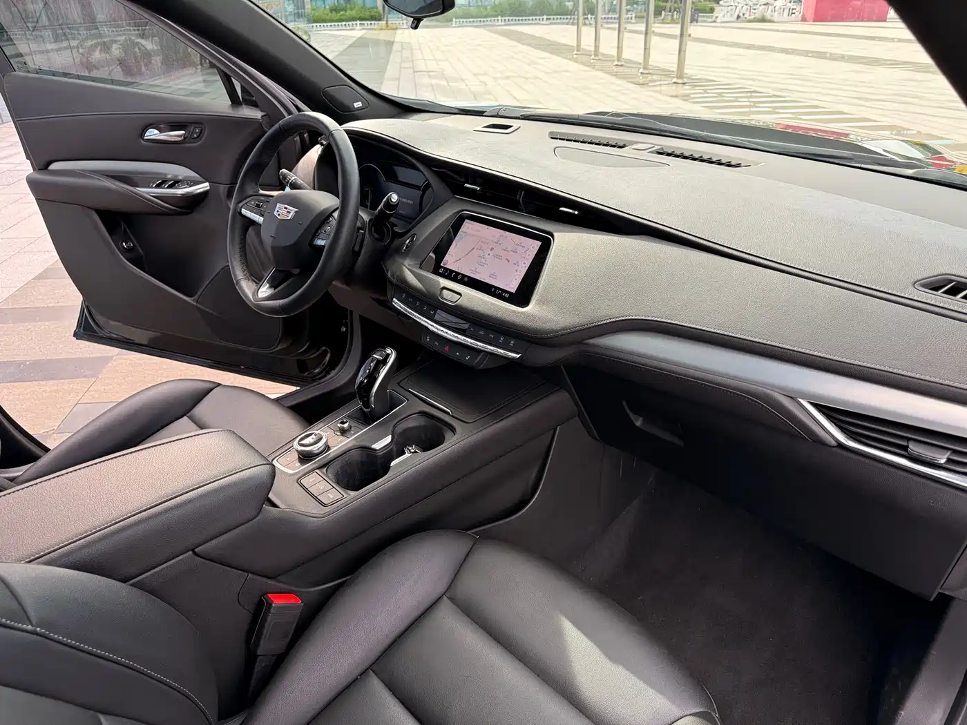 CADILLAC XT4