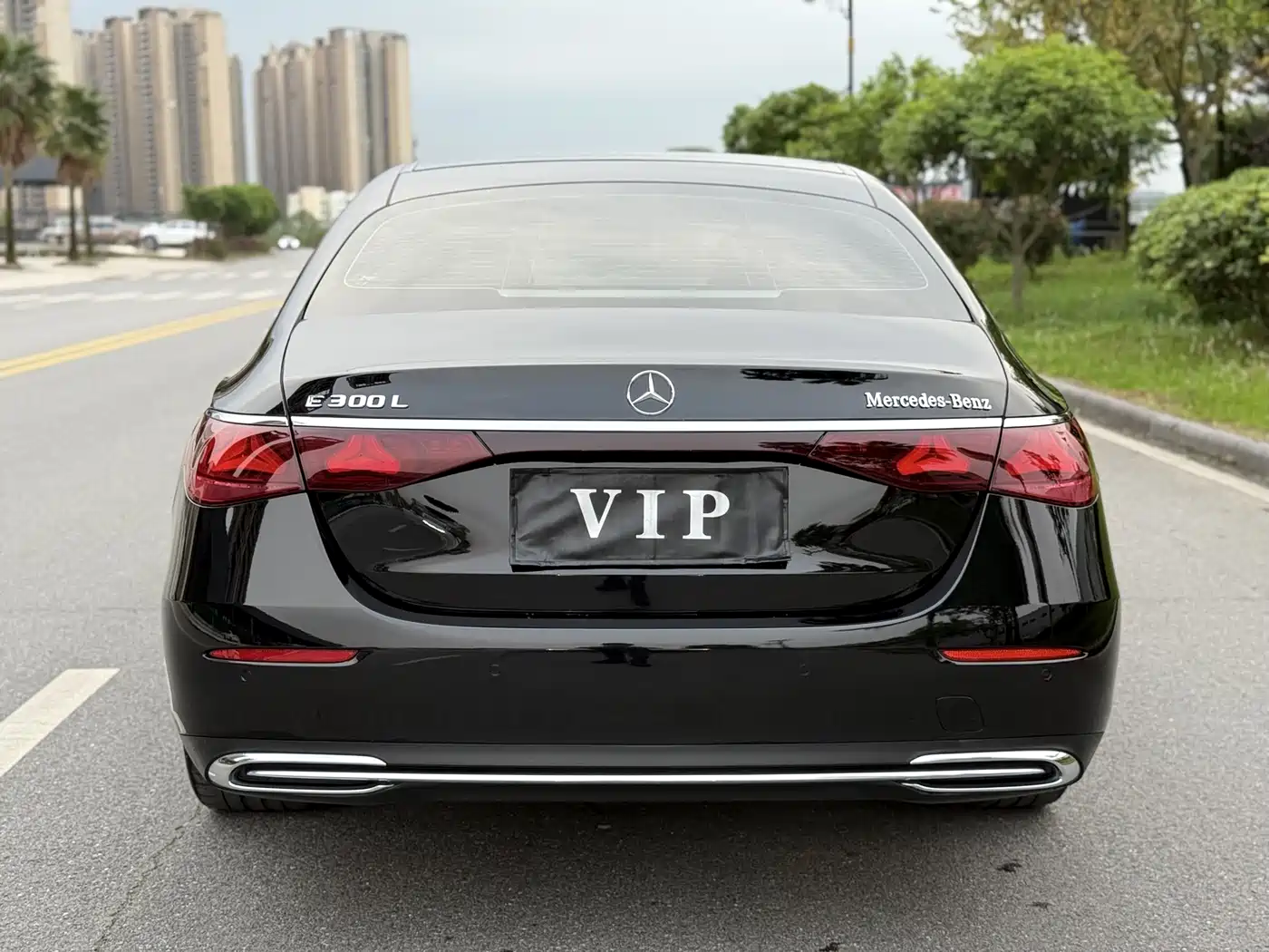 Mercedes-Benz E-Class 2024 Facelift E 260 L фото 4
