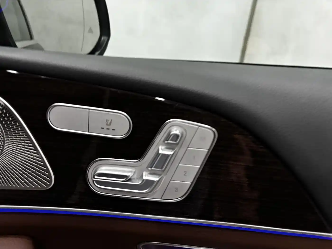 Mercedes-Benz GLE 2025 GLE 350 4MATIC Fashion фото 24