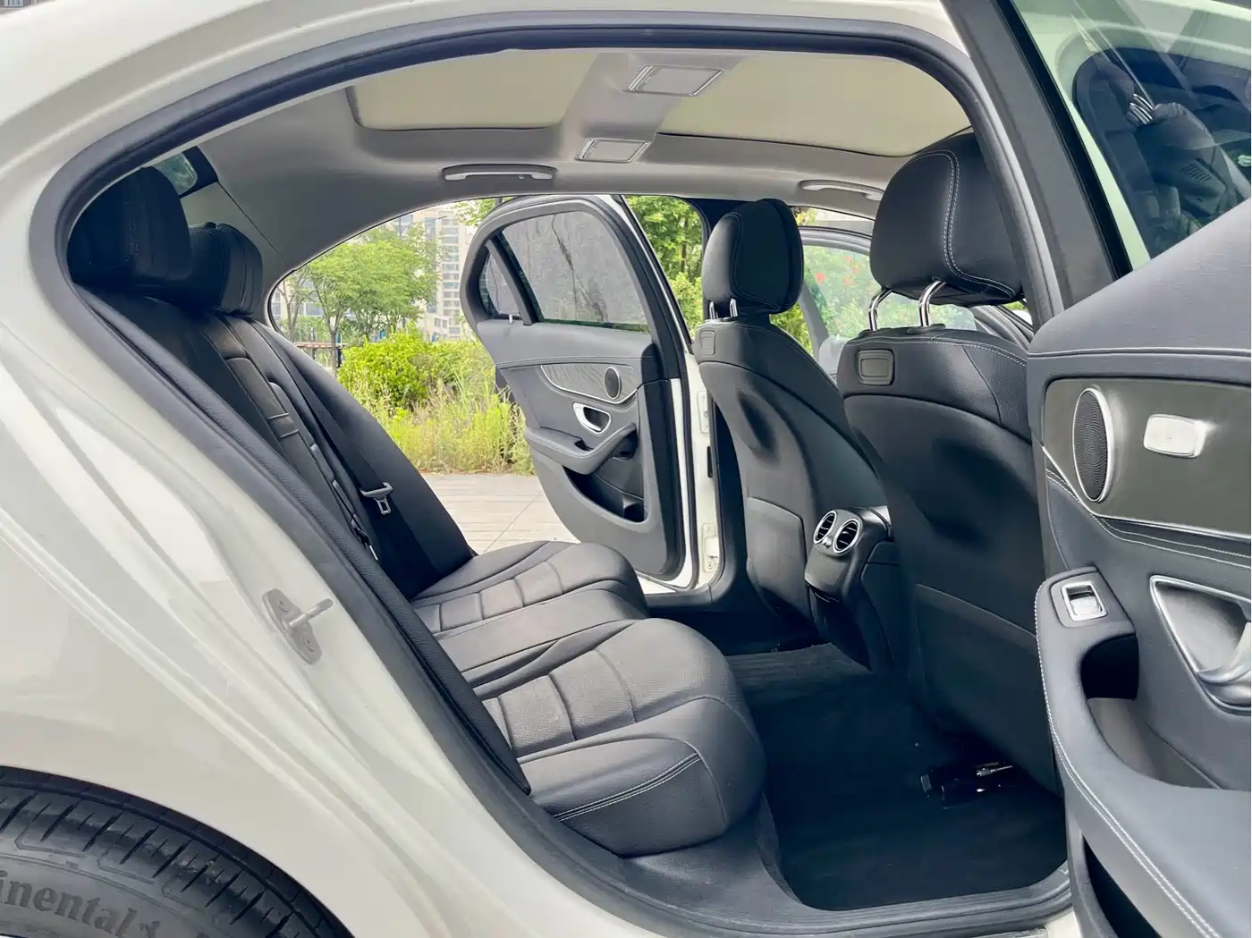 Mercedes-Benz C-Class 2016 C 200 L Sport фото 18