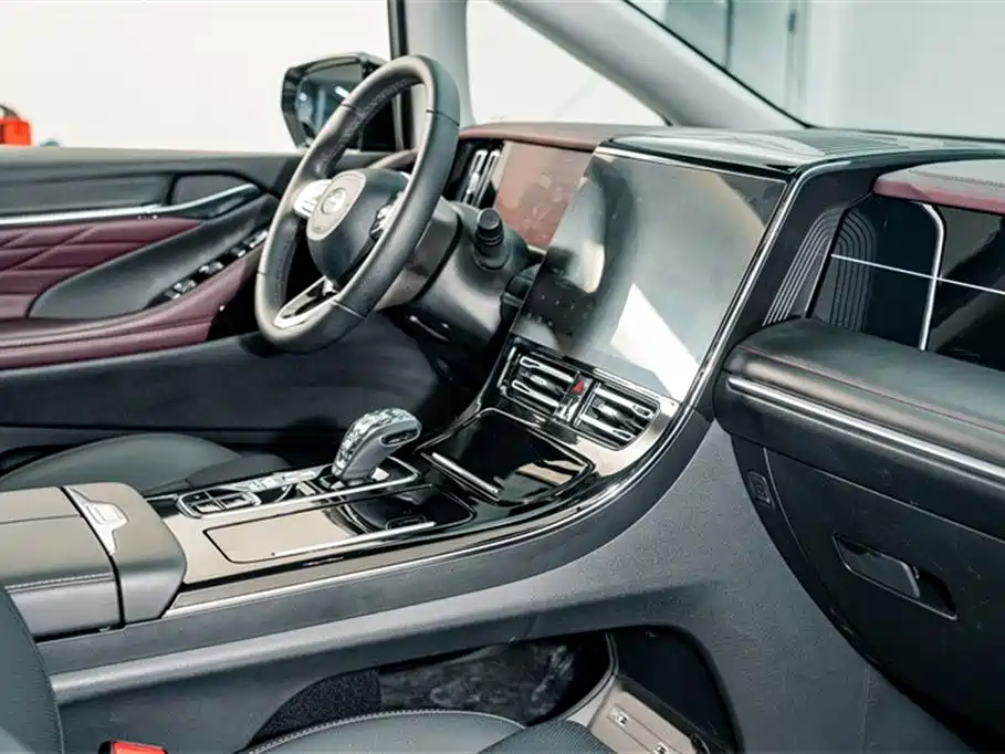 GAC Trumpchi Trumpchi M8 2024 Master Series 400T Premium Edition фото 17