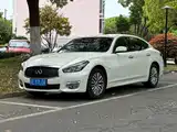 Photo 1 - Infiniti Q70