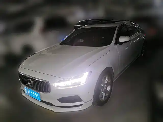 Volvo S90 2017 T4 Momentum — фото 1