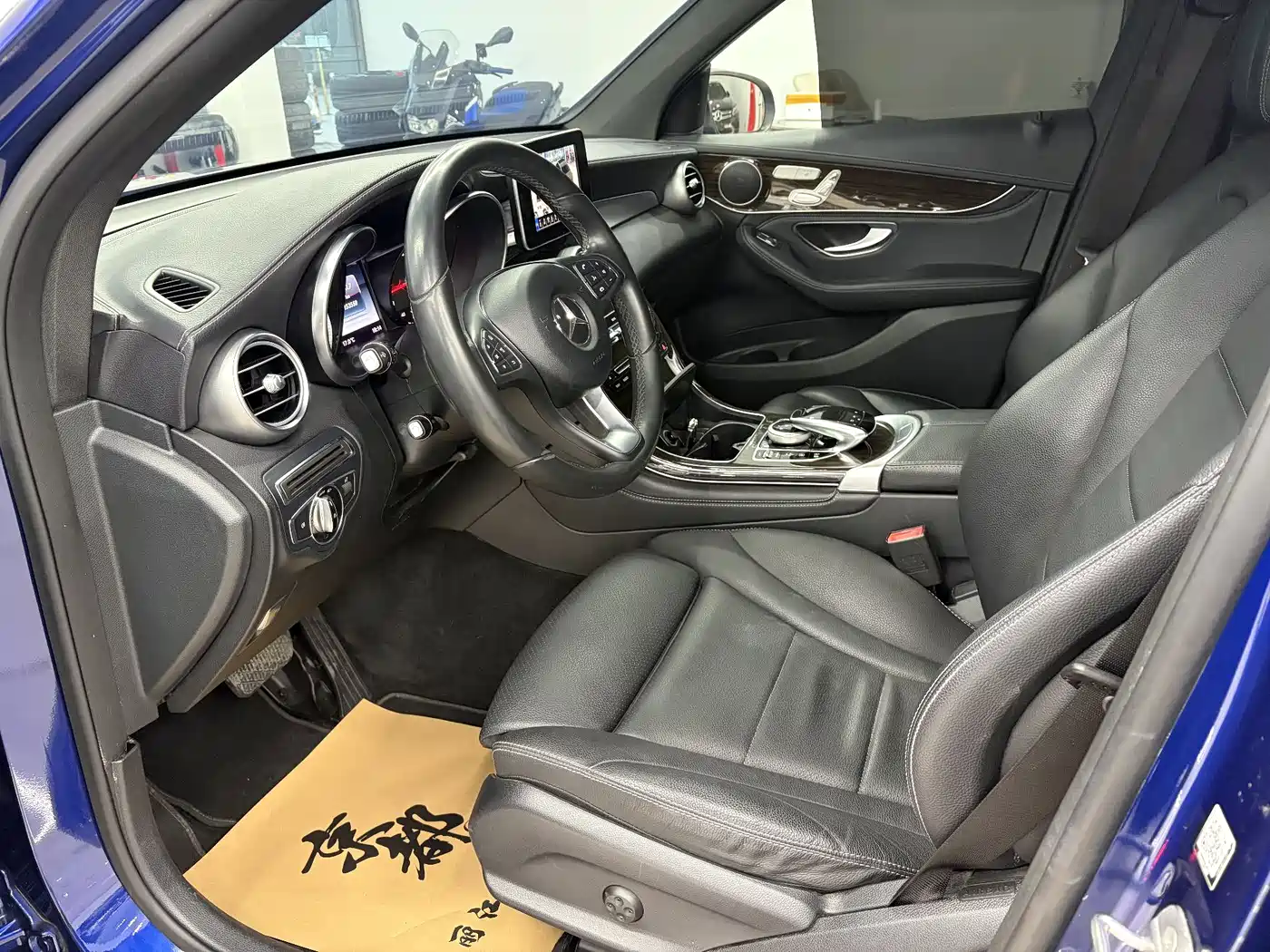 Mercedes-Benz GLC 2017 GLC 260 4MATIC Dynamic фото 7