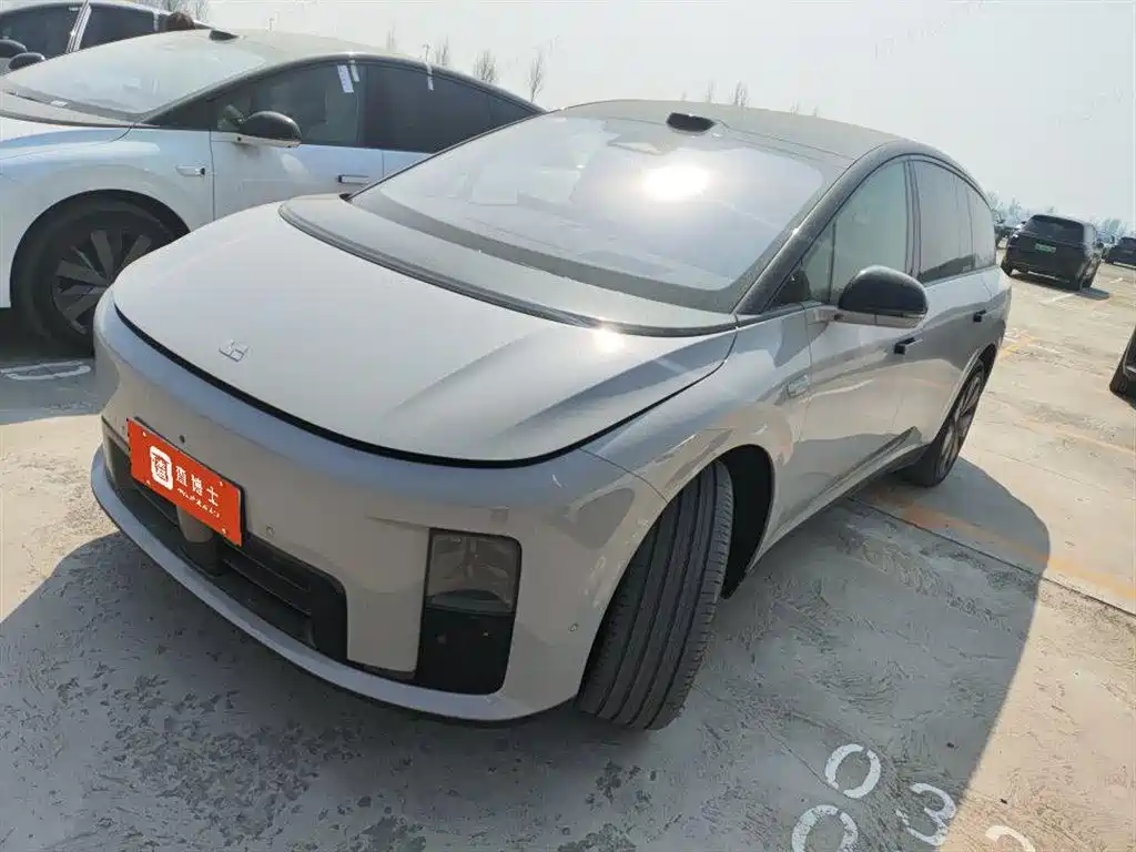 Li Auto Li i8 2025 2025 Standard Edition