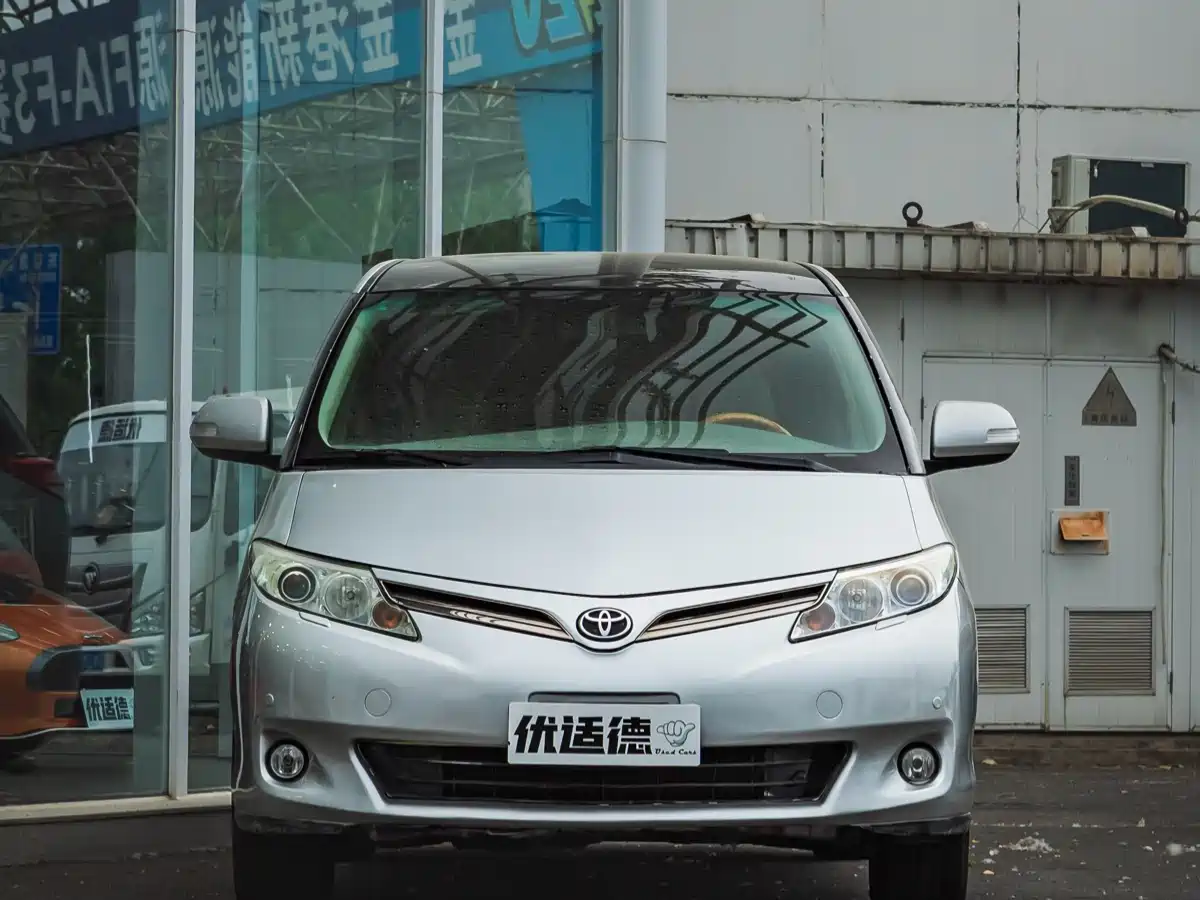 Toyota Previa 2007 3.5L 7-Seater Luxury фото 2