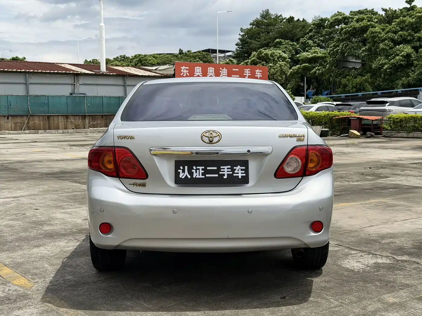 Фото 12 - Toyota Corolla