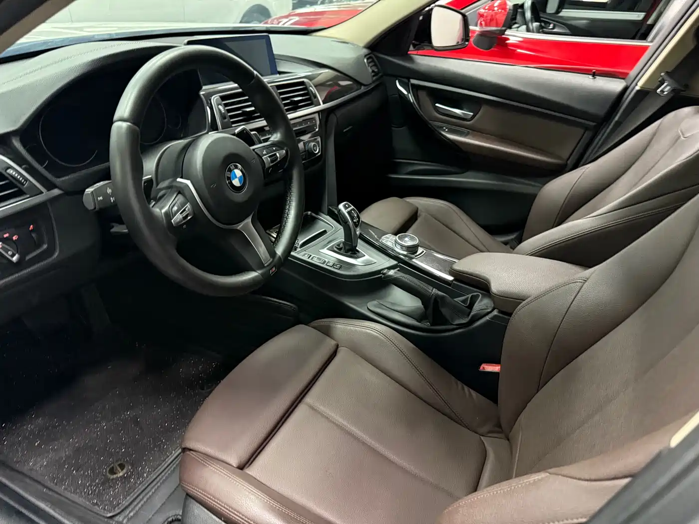 BMW 3 Series 2018 320Li Leading M Sport Package фото 6