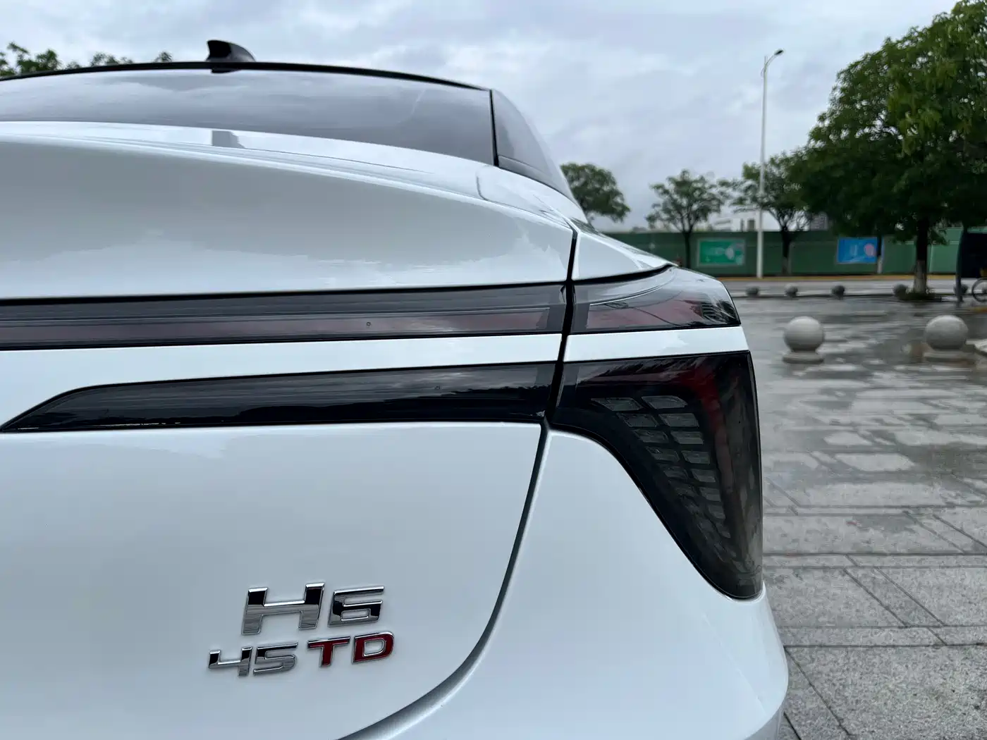 Hongqi H6 2023 2.0T Comfort Edition фото 9