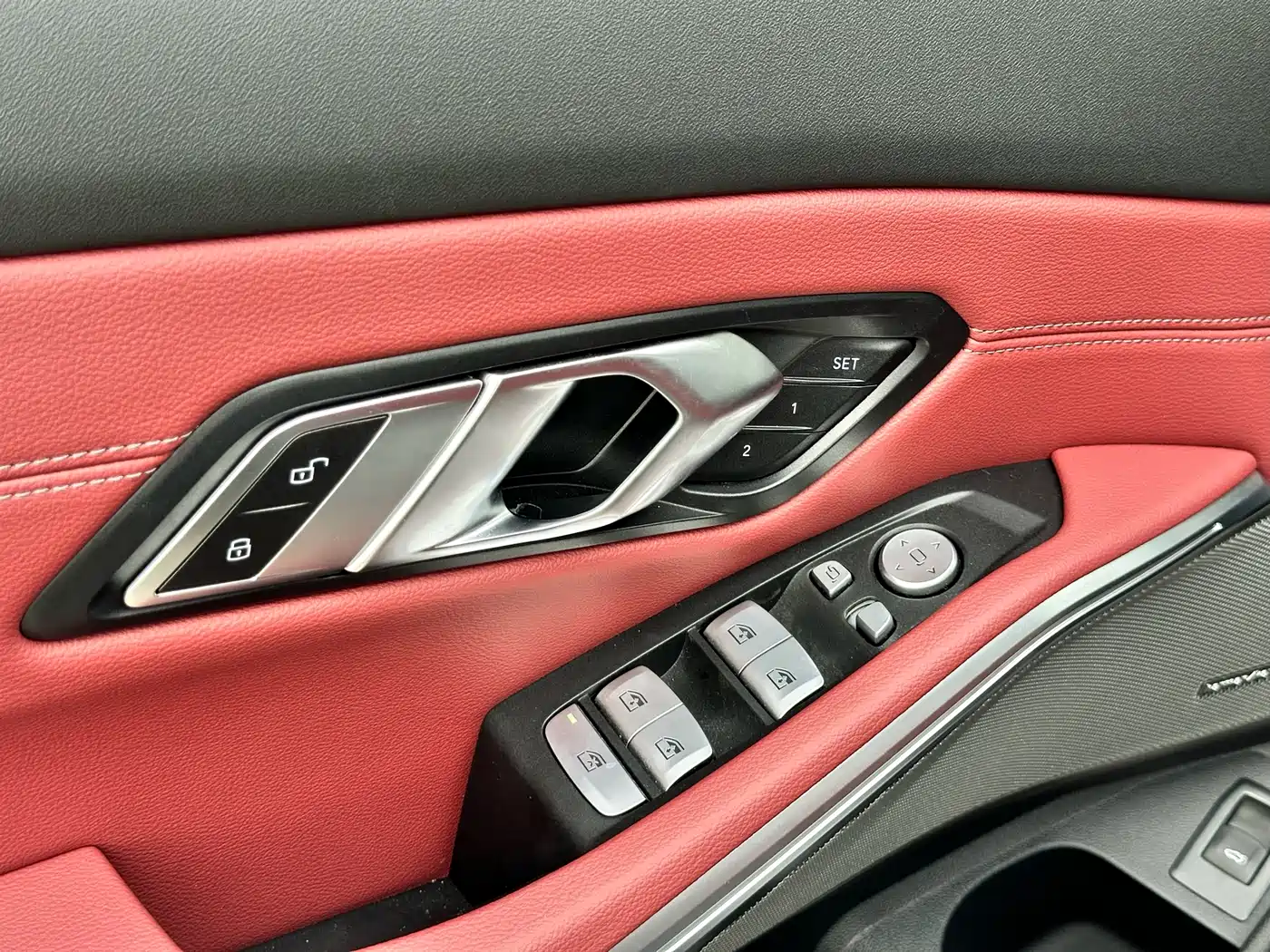 BMW 3 Series 2026 330Li M Sport Shadowline Package фото 11