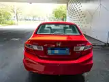 Photo 4 - Honda Civic