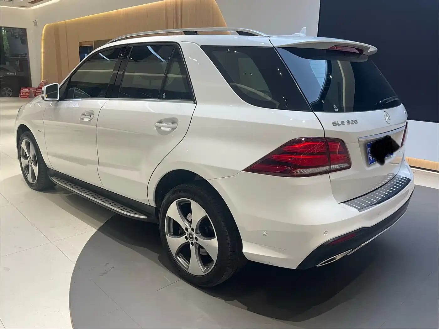 Mercedes-Benz GLE 2019 GLE 320 4MATIC Luxury Collector's Edition фото 5