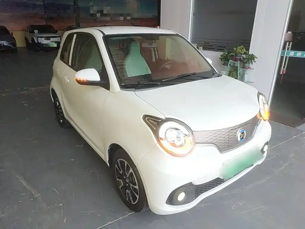 Huachen Xinyi Brilliance Xinyi i03A 2022 2021 318km 31.45kWh