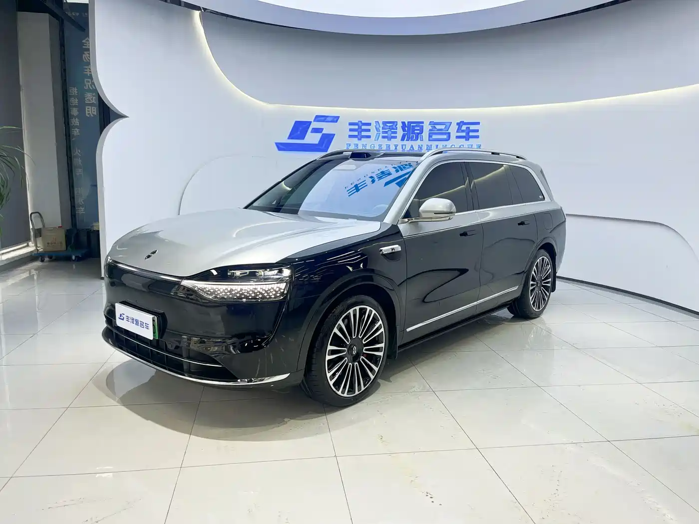 AITO Wenjie AITO M9 2025 Extended Range Ultra 52kWh 6-Seater