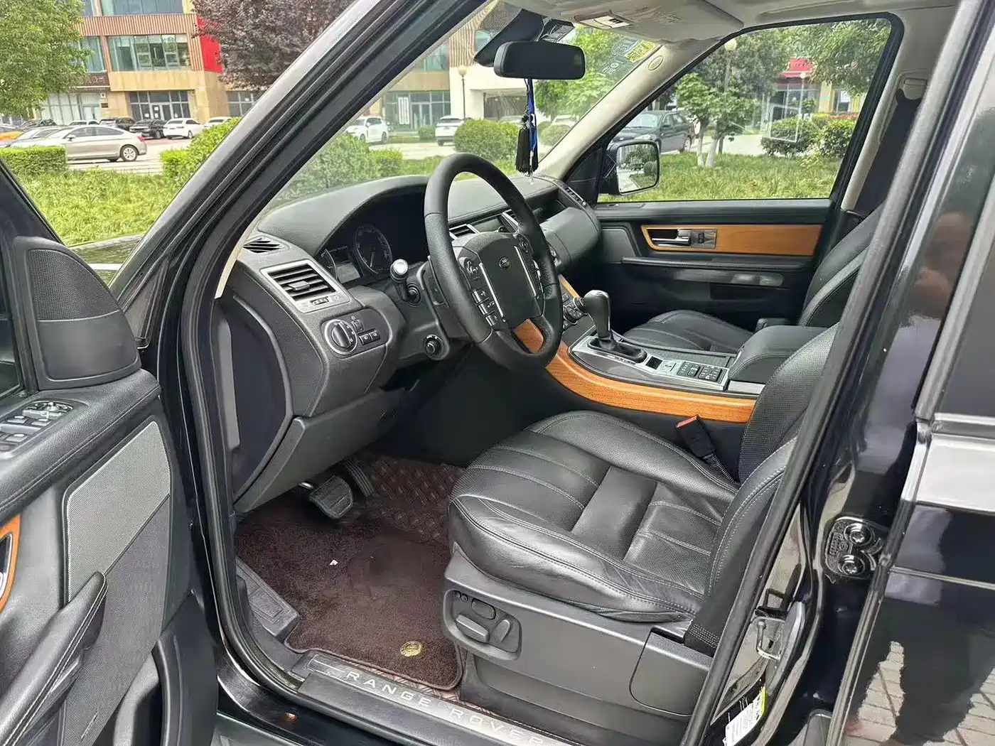 Фото 5 - Land Rover Range Rover Sport