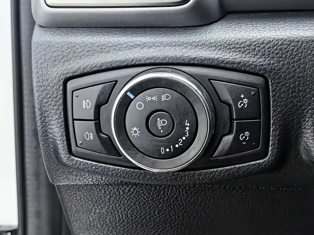 Ford Everest 2017 2017 2.0T Gasoline Automatic 4WD Luxury Edition 5-Seater