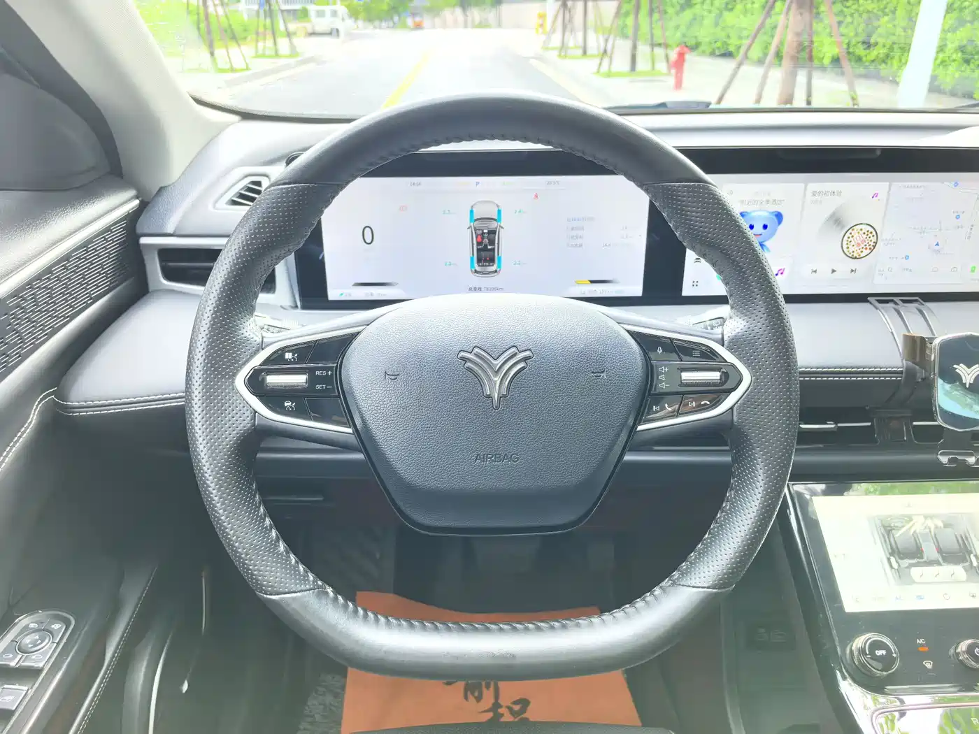  Nezha Auto Neta U 2022 Smart 500 LFP 15