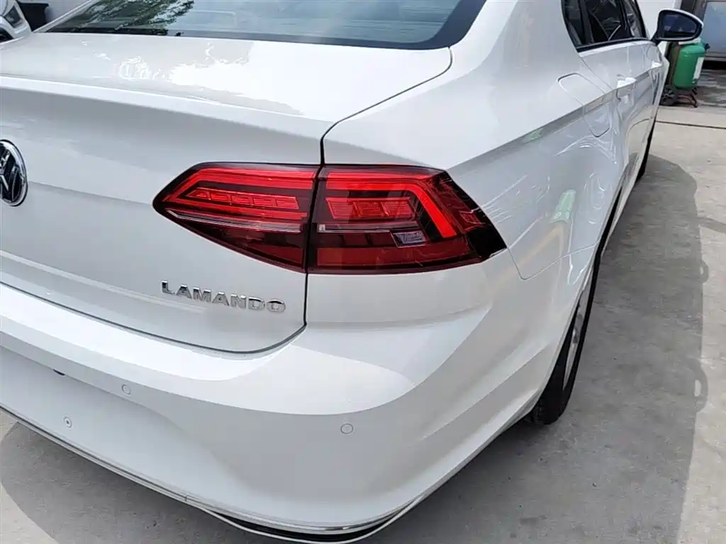 Volkswagen Lamando 2019 230TSI DSG Trend Edition China V фото 8