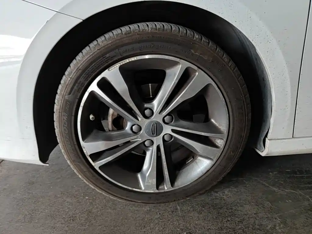 Geely Binrui 2019 2019 200T DCT Binzhi Edition