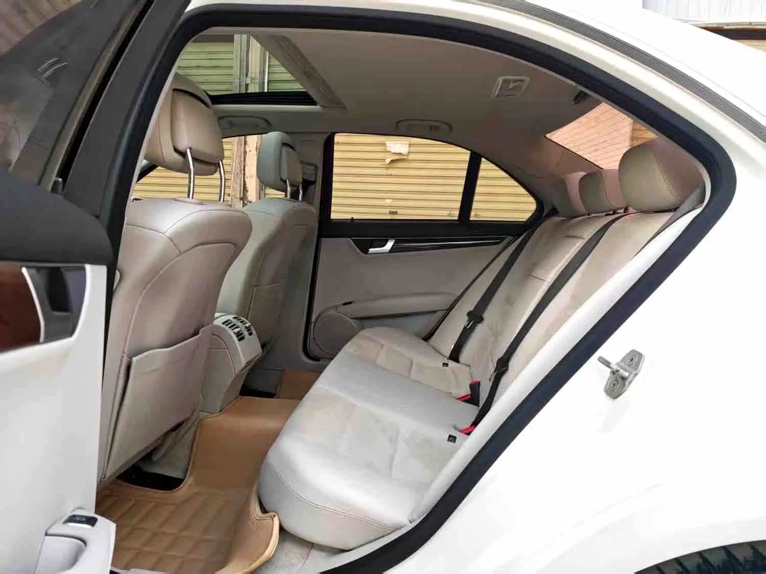 Фото 5 - Mercedes-Benz C-Class