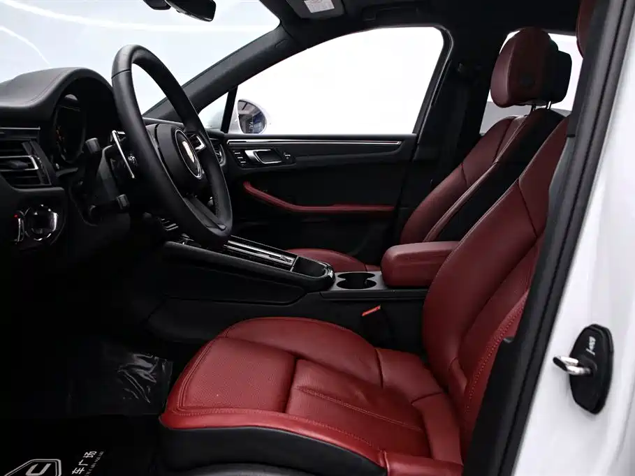 Porsche Macan 2025 Macan 2.0T Dream Chaser Edition фото 12