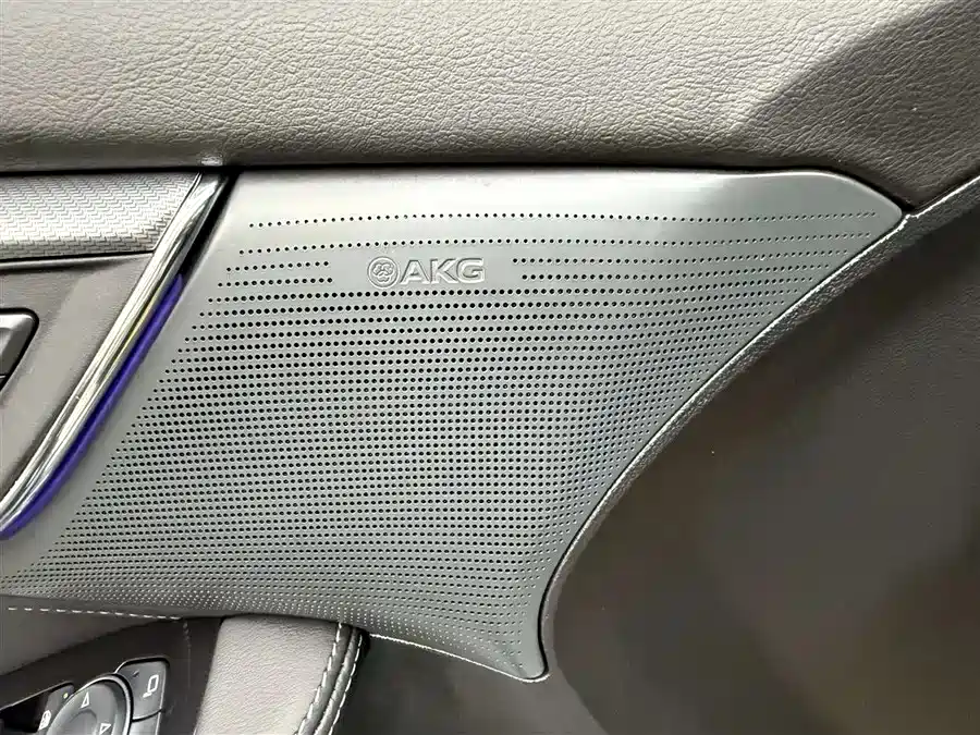 Cadillac CT5 2025 Model 28T Urban Sport Edition фото 11
