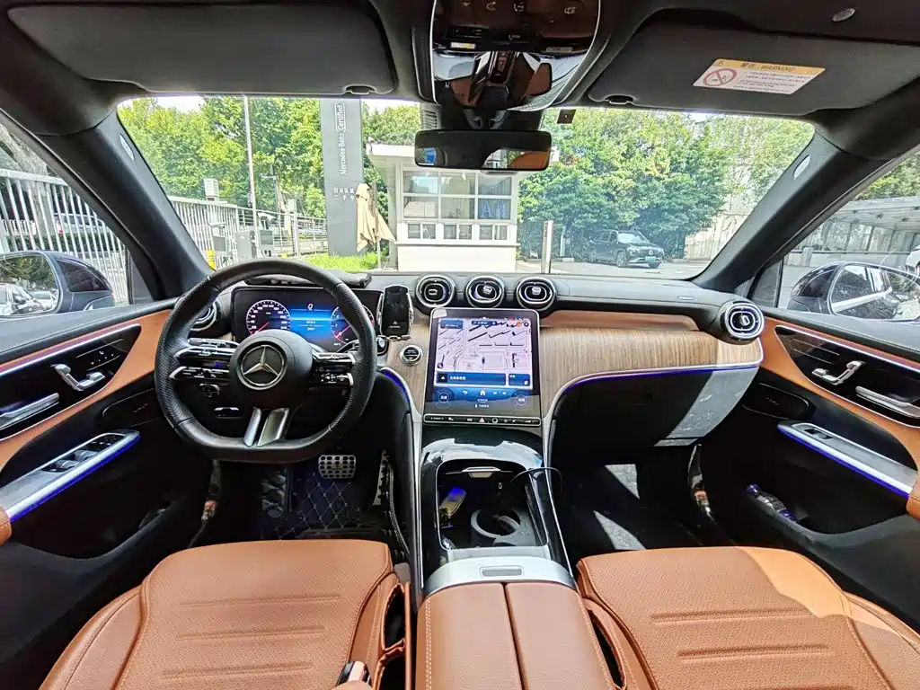 Фото 8 - Mercedes-Benz GLC