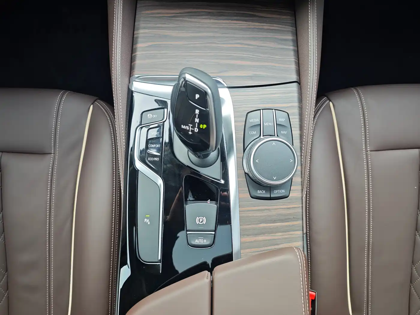 BMW 5 Series 2018 Facelift 530Li xDrive Luxury Package фото 16